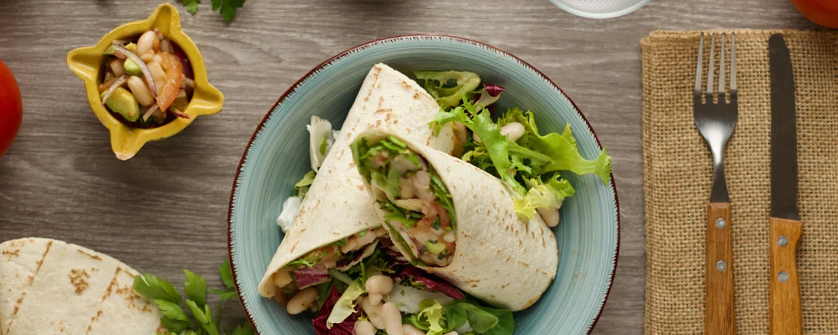 Recipe kit Avocado and white bean salad wrap
